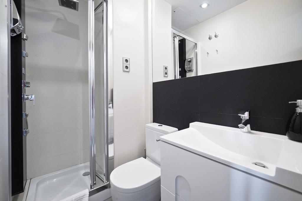 Hotel apartamentowy Fifteen 2*
