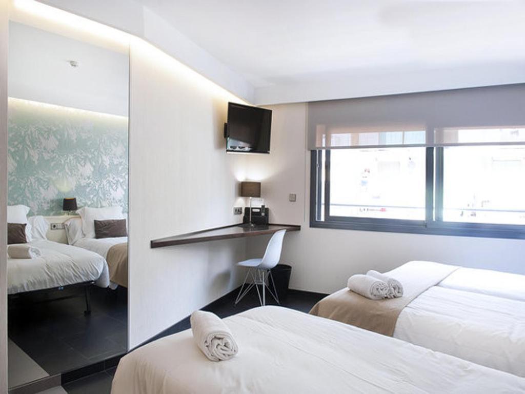 Fifteen Aparthotel 2*