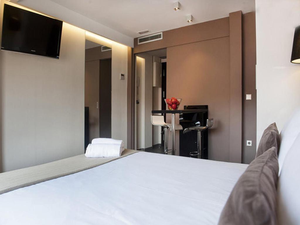 Barcelona Fifteen Central Aparthotel Aparthotel 2*